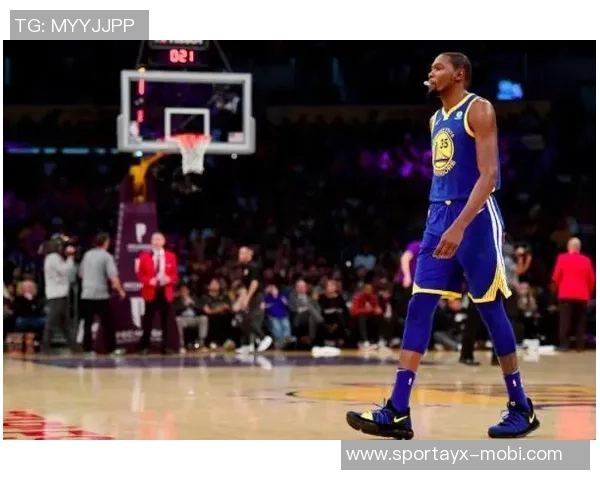 威少盛赞小萨准绝杀表现表达作为老将的骄傲与新秀的期待