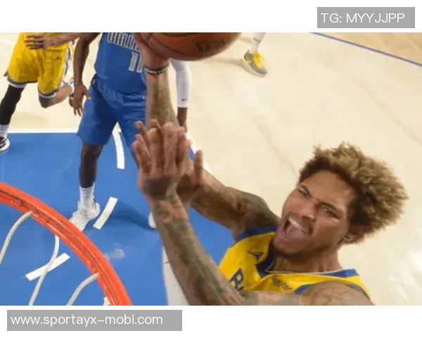 乌布雷压哨三分助攻防建功半场高效15分并造萨迪克贝犯规